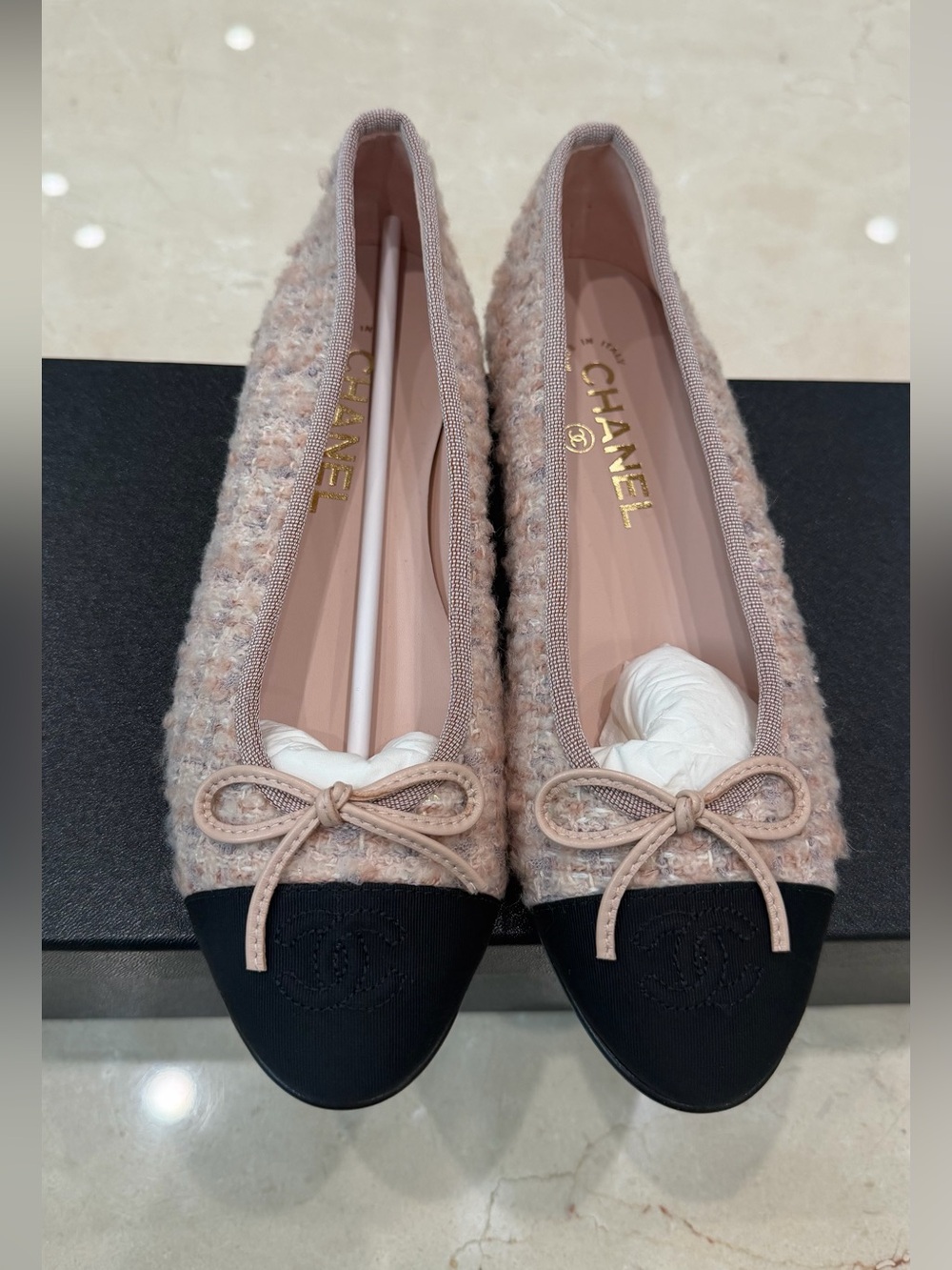 Chanel Tweed Ballet Flats; Pink with Sequins; size 36.5